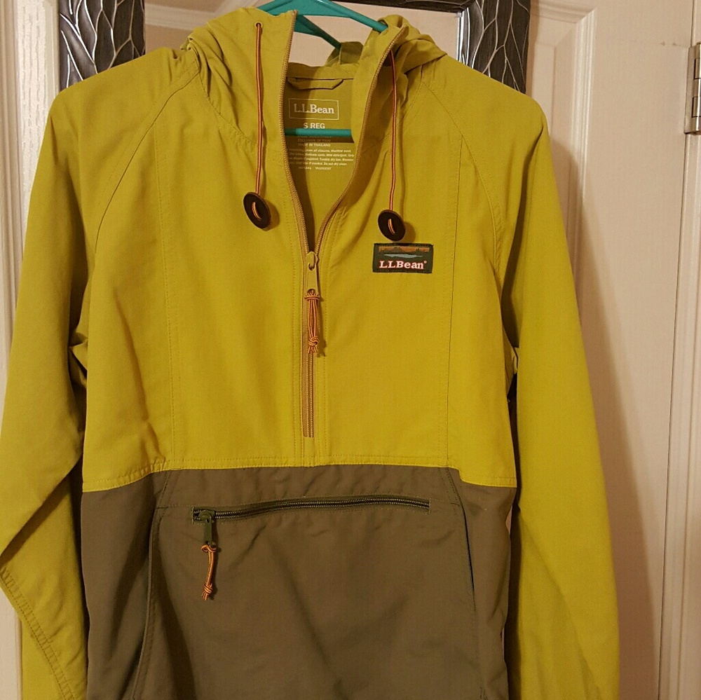 LL Bean Classic Hooded Anorak Pullover
